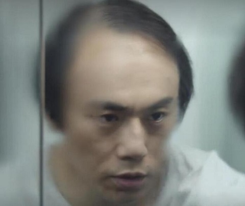 隐秘的角落张东升为什么秃头