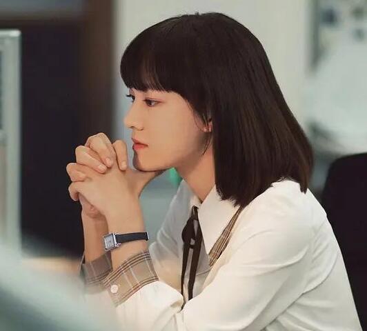 据悉,李楚宁最后和白石初在一起了,白石初是邱