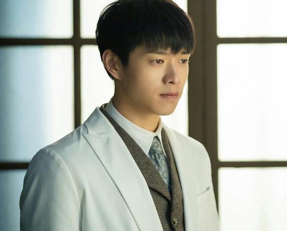 南烟斋笔录赵信执喜欢谁