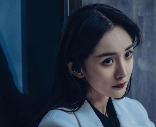 刺杀小说家屠灵身份