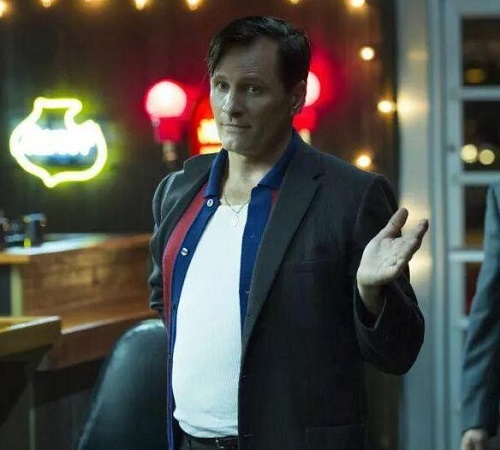 绿皮书托尼为什么拿走帽子