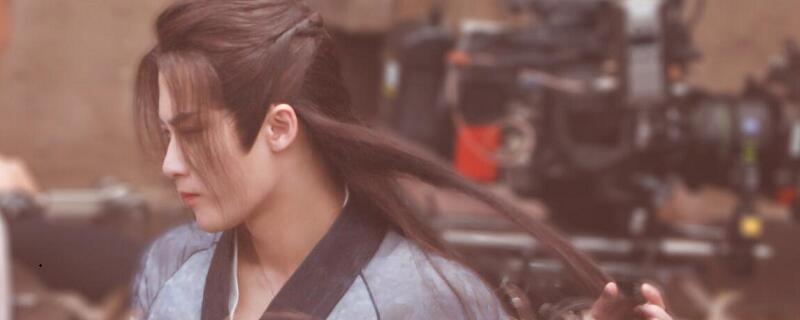 烽火流金顾昀的眼睛和耳朵是怎么回事