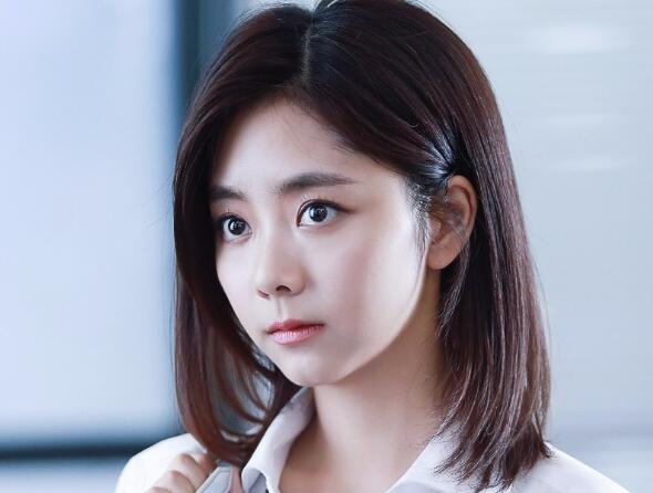 黎晏书的真实身份