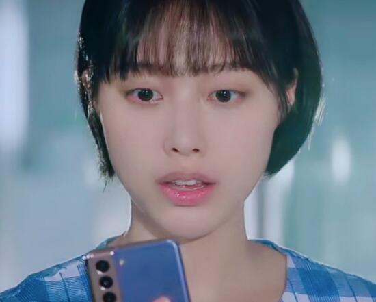 顶楼中周慧仁是谁的女儿