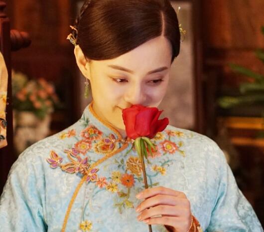 那年花开月正圆杜明礼和周莹什么关系