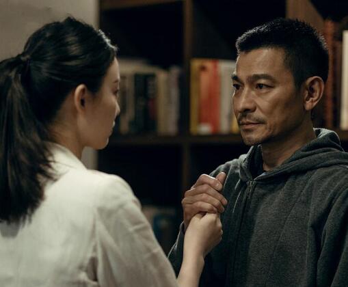 拆弹专家2庞玲是好的还是坏的