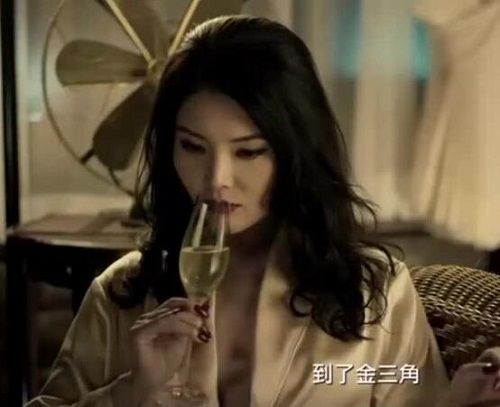 玫瑰是雷洛还是跛豪的人