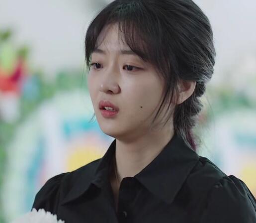 我在他乡挺好的许言为什么藏晶晶的东西许言有什么秘密