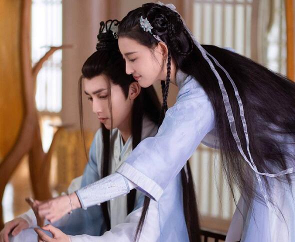百灵潭春妖官配是谁