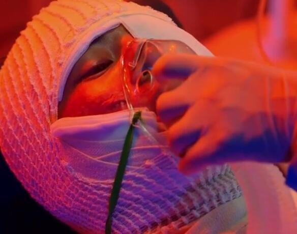 顶楼3千瑞珍为什么救罗根