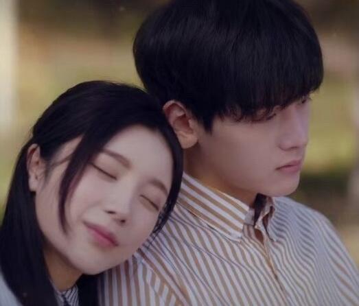 亲爱的爸妈李冰喜欢谁