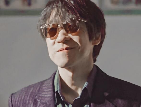 大江和孙兴一个人吗
