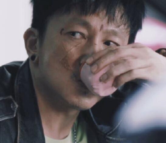 大江和孙兴一个人吗