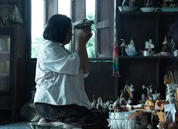 灵媒是哪个国家的电影