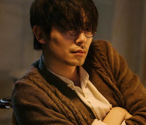 人生若如初见俞天白身份