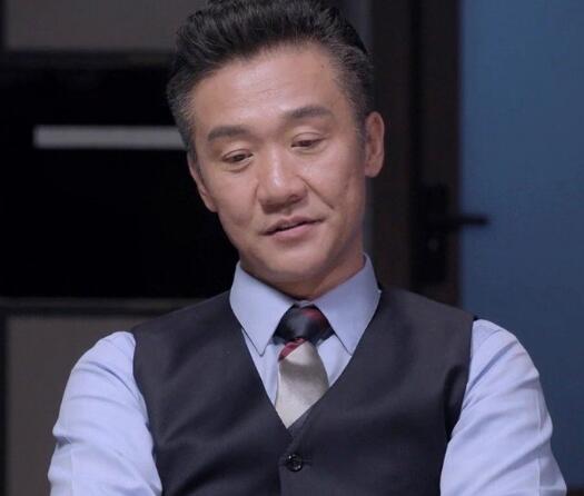 突围张嘉益演谁