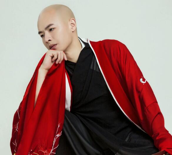 我曾经以为整个世界我最可怜是什么歌
