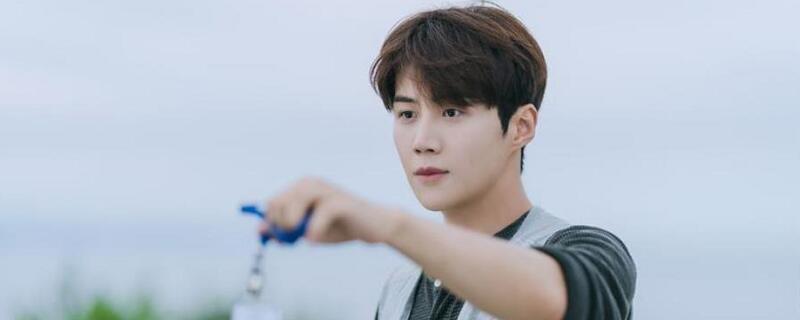 海岸村恰恰恰男主五年去哪了