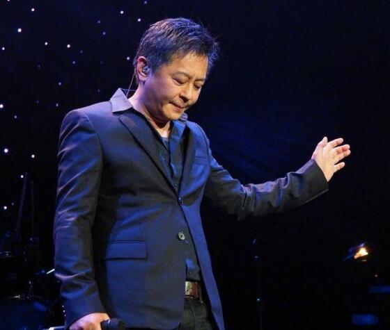 英雄泪歌曲原唱是谁