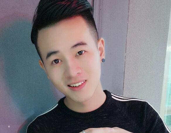等了好久终于把梦实现是什么歌