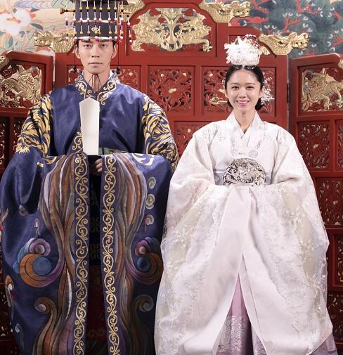 皇后的品格皇室存在吗