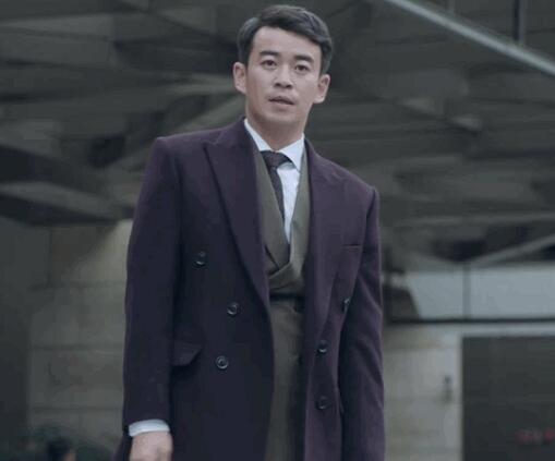 突围里深喉是李顺东吗