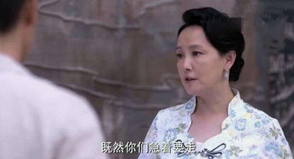 赵默笙的妈妈为什么举报她爸爸