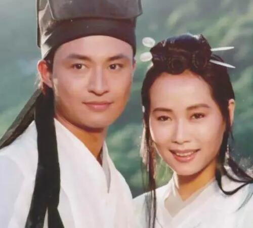 两两相忘是什么电视剧的片尾曲