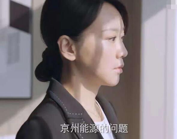 突围石红杏跳江是哪一集