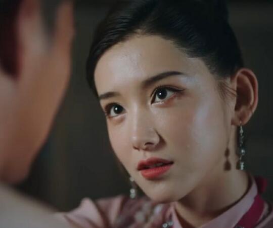 赤伞为什么生孩子就死