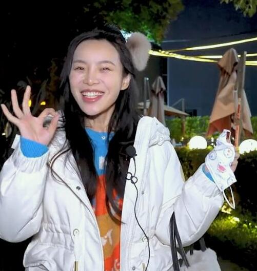 小贝饿了的小贝多大了