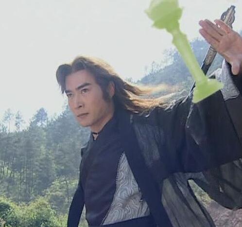 三圣母的宝莲灯被谁偷去