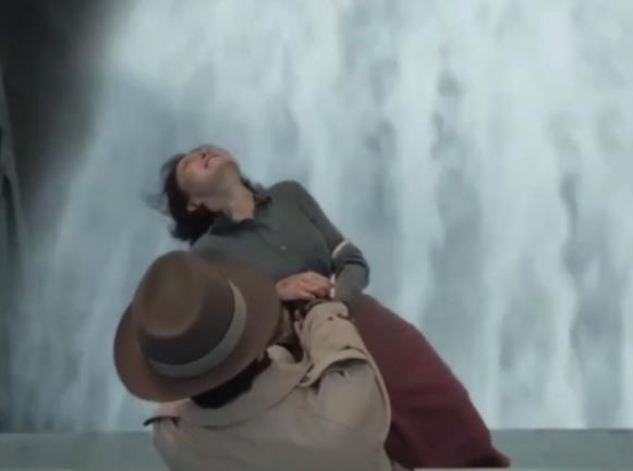 雪滴花舍监是什么人