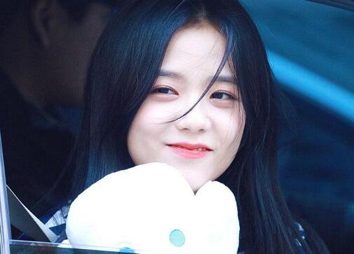 金智秀是blackpink里面的吗