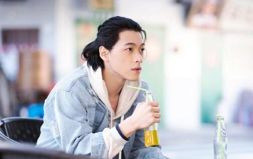 一闪一闪亮星星小混混为什么找张万森