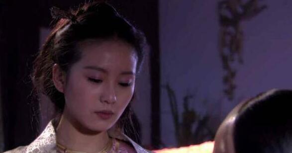 若曦和四爷圆房在哪一集