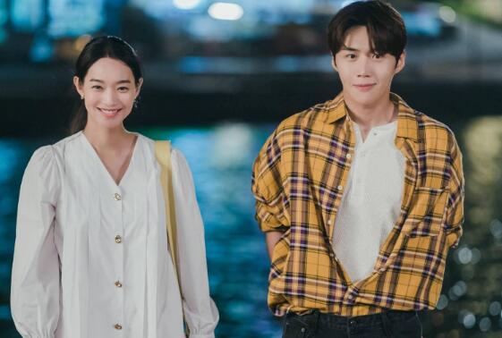 海岸村恰恰恰男主真实身份