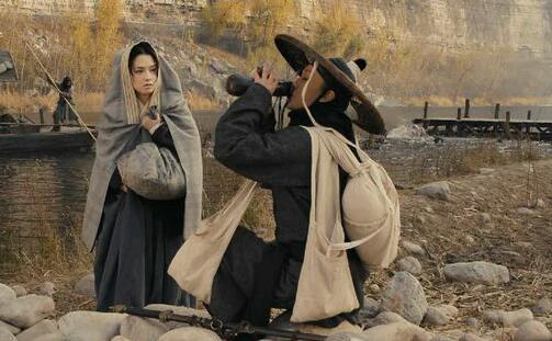 素慧容和凌雁秋的关系是什么