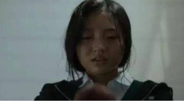 僵尸校园里的婴儿活了吗