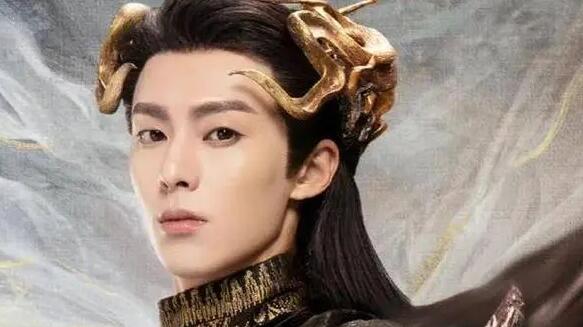 苍兰诀东方青苍是月族吗