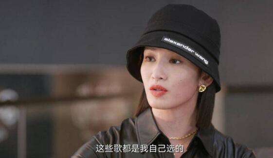 第二次拥抱王曼是小三吗