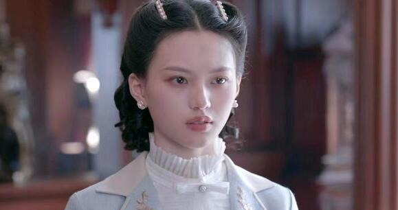 民国大侦探邹静萱喜欢谁