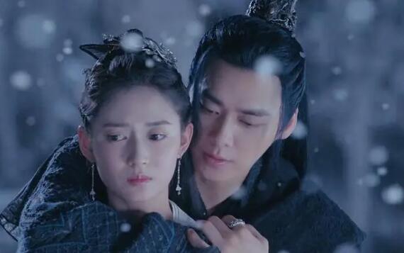 玉骨遥和镜双城是一个作者吗