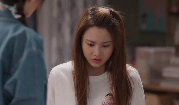 欢乐颂3何悯鸿妈妈谁演的