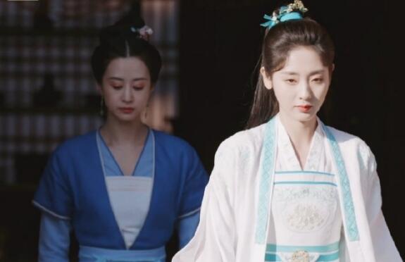 覆流年冬青到底是什么身份