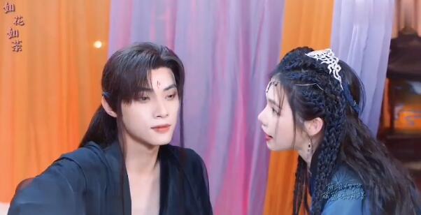 如花如荼女主是谁扮演的
