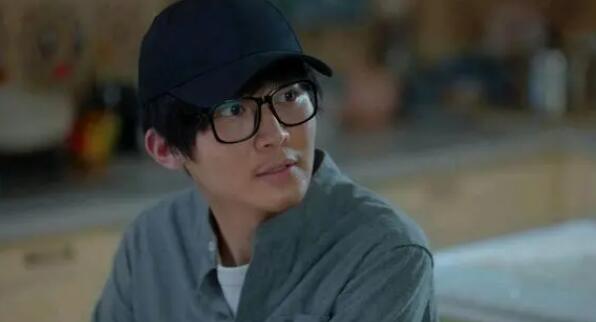 超时空罗曼史麻泽浩身份