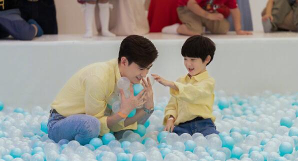 东八区的先生们金刚的身世第几集揭晓