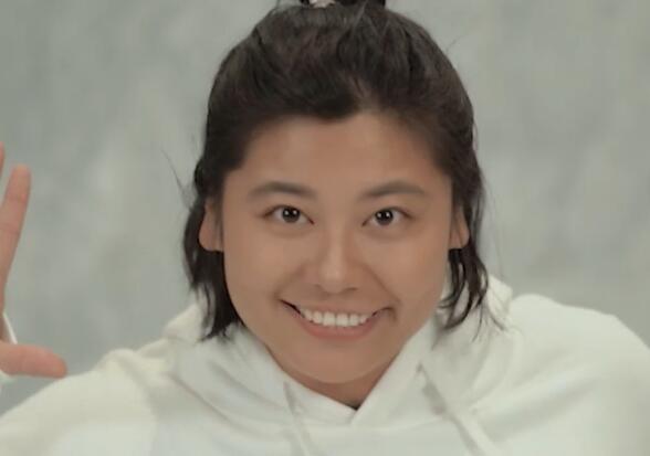 炽道江天喜欢戴玉霞吗