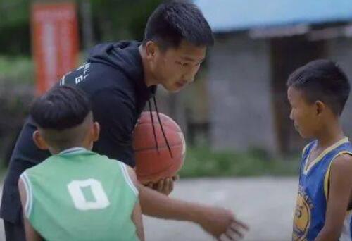 黑鹰少年真实存在吗